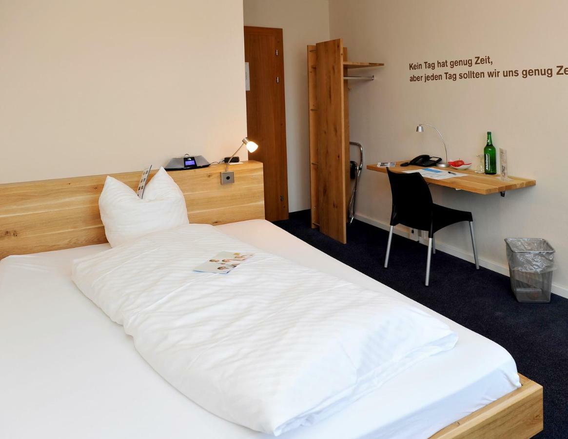 Hotel Lenzburg Exterior photo
